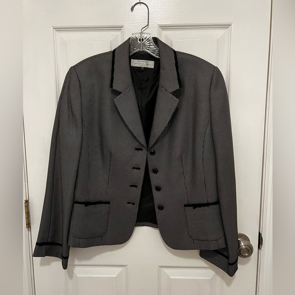 Tahari Alfred Levine 14P blazer black/white, lined